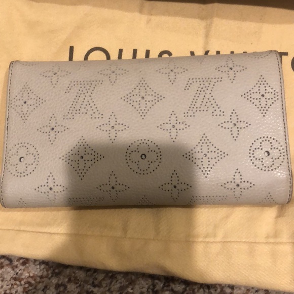 Vintage Louis Vuitton and purse set - Picture 3 of 9